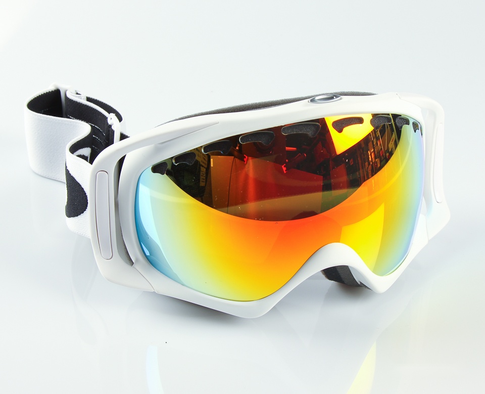 700285020181_oakley_001